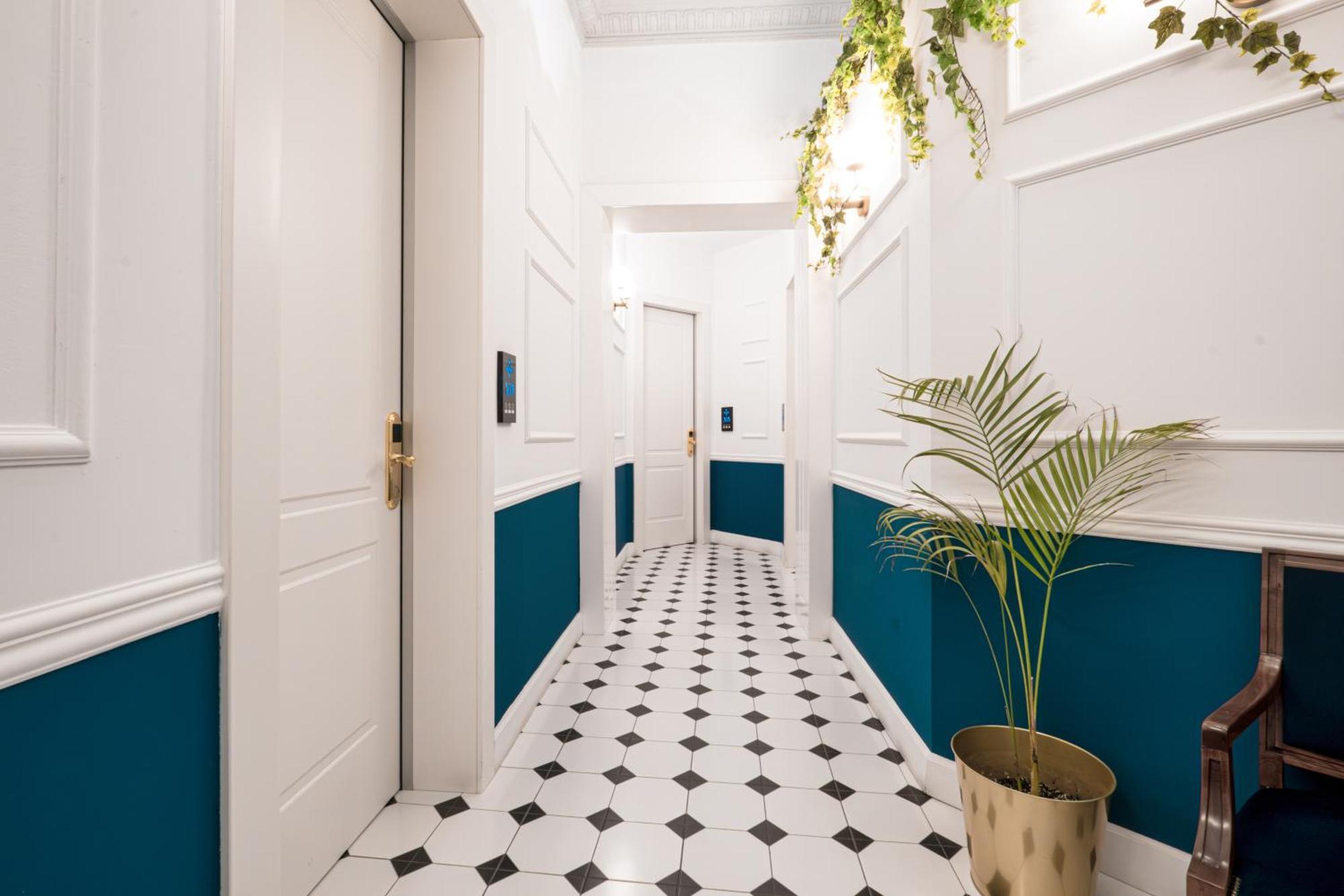 Hotel Belle Epoque